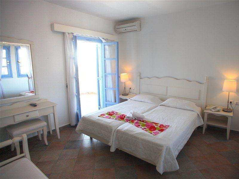 Koufonisia Hotel & Resort ภายนอก รูปภาพ
